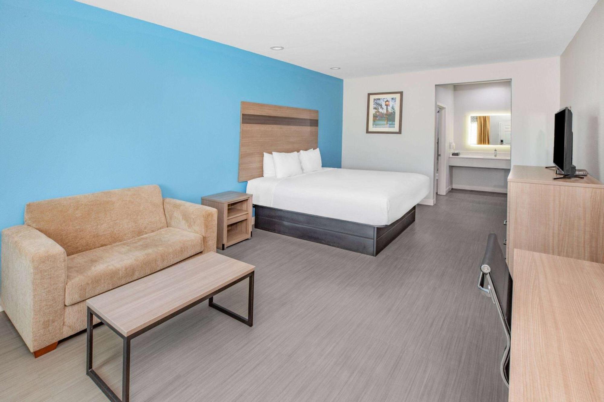 Hotel Baymont By Wyndham Freeport Texas Zewnętrze zdjęcie