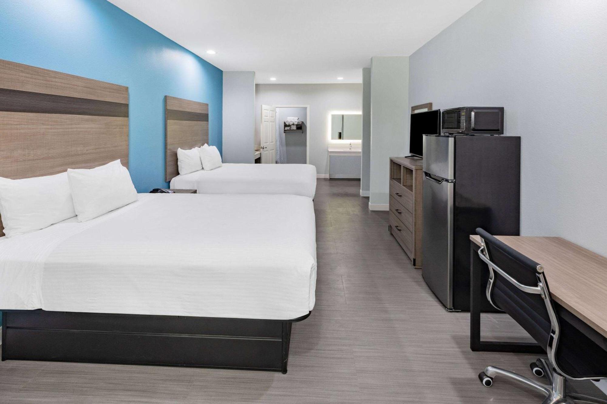Hotel Baymont By Wyndham Freeport Texas Zewnętrze zdjęcie