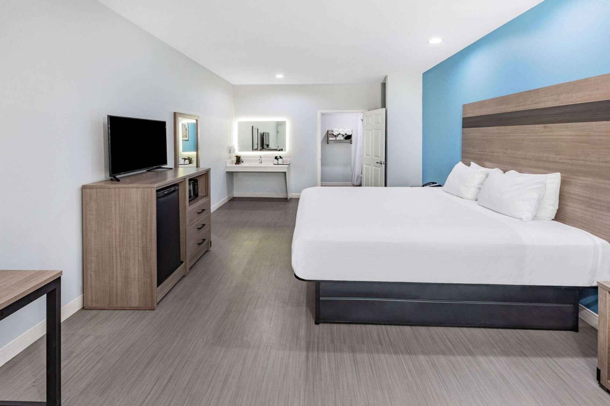 Hotel Baymont By Wyndham Freeport Texas Zewnętrze zdjęcie