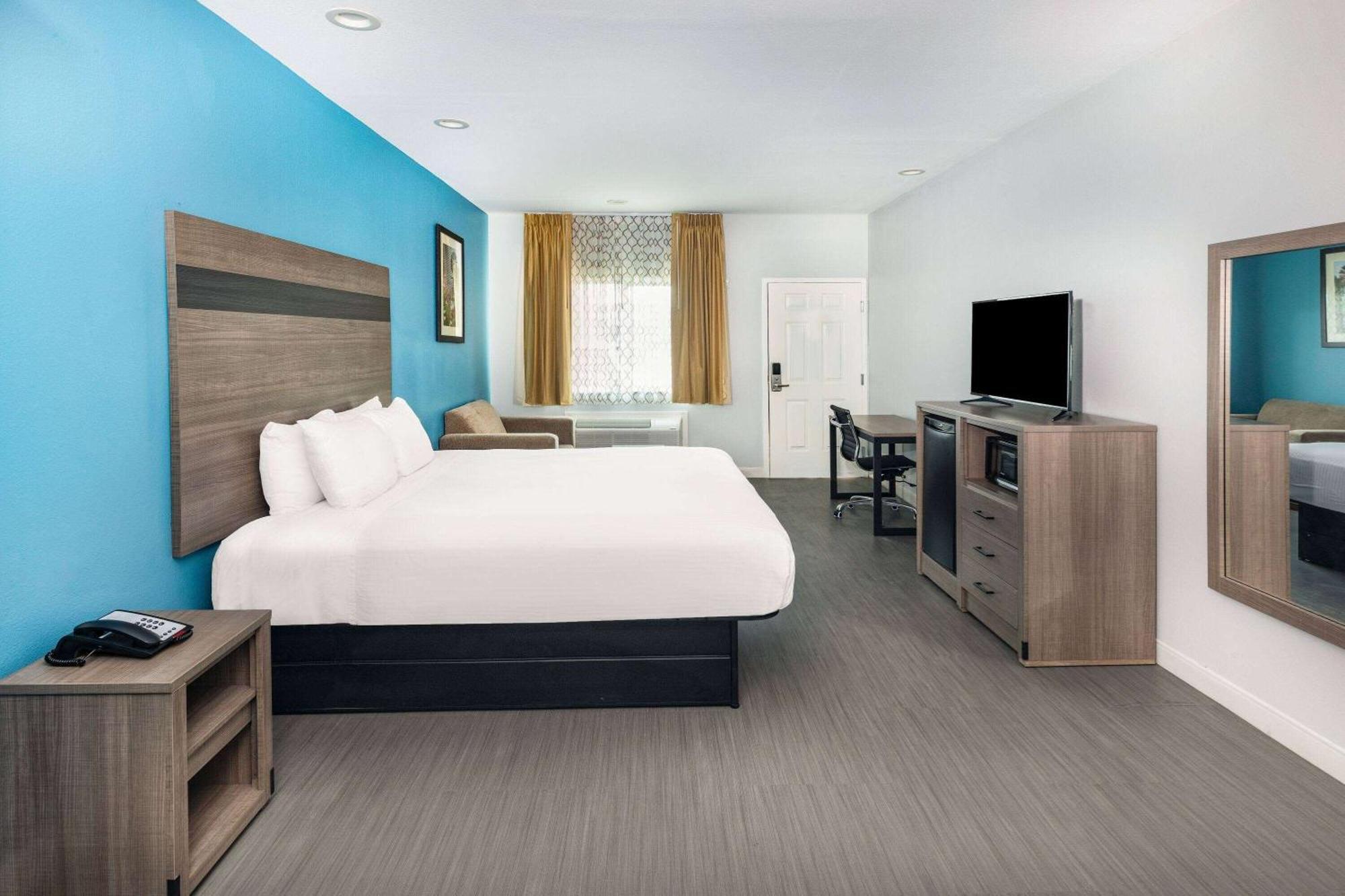 Hotel Baymont By Wyndham Freeport Texas Zewnętrze zdjęcie