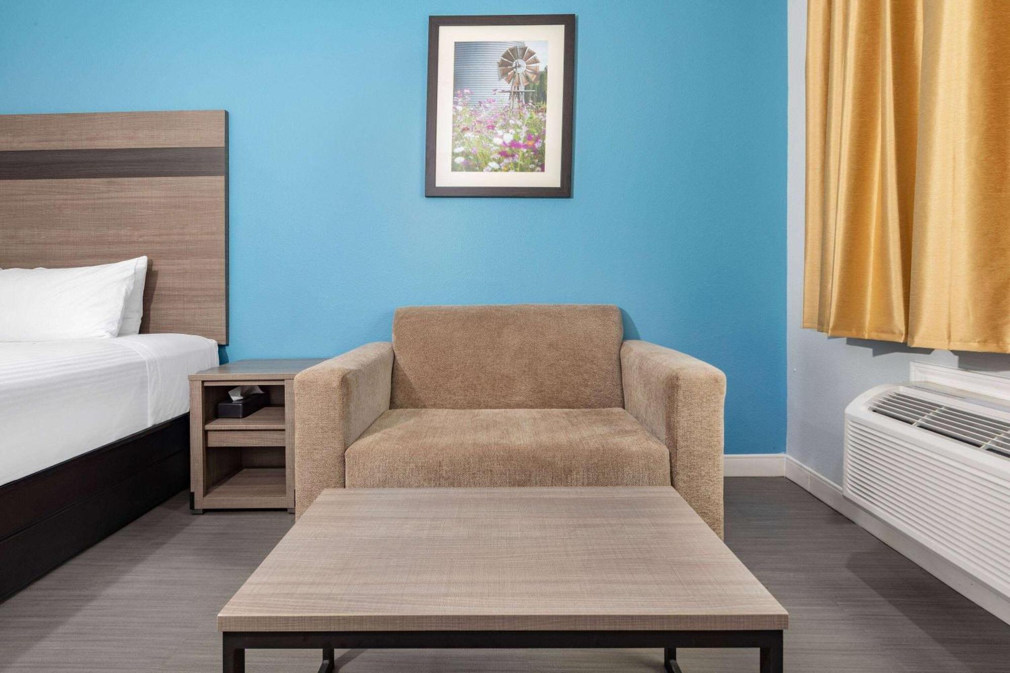 Hotel Baymont By Wyndham Freeport Texas Zewnętrze zdjęcie